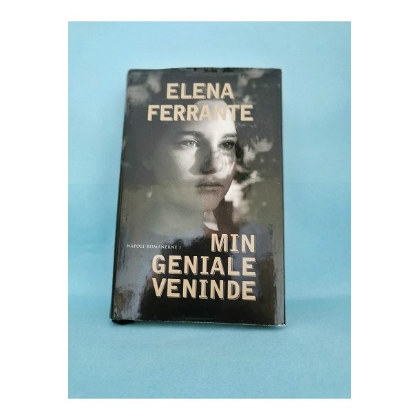 Min geniale veninde, Elena Ferrante